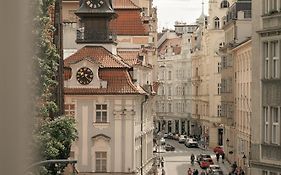 Central Apartments Parizska